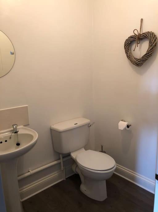Stunning Apartment In The Heart Of Broadway Broadway  Eksteriør billede